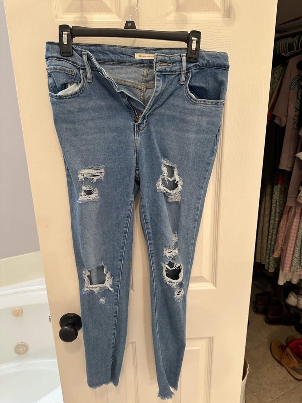 Levi’s Light Blue Distressed Women's Jeans